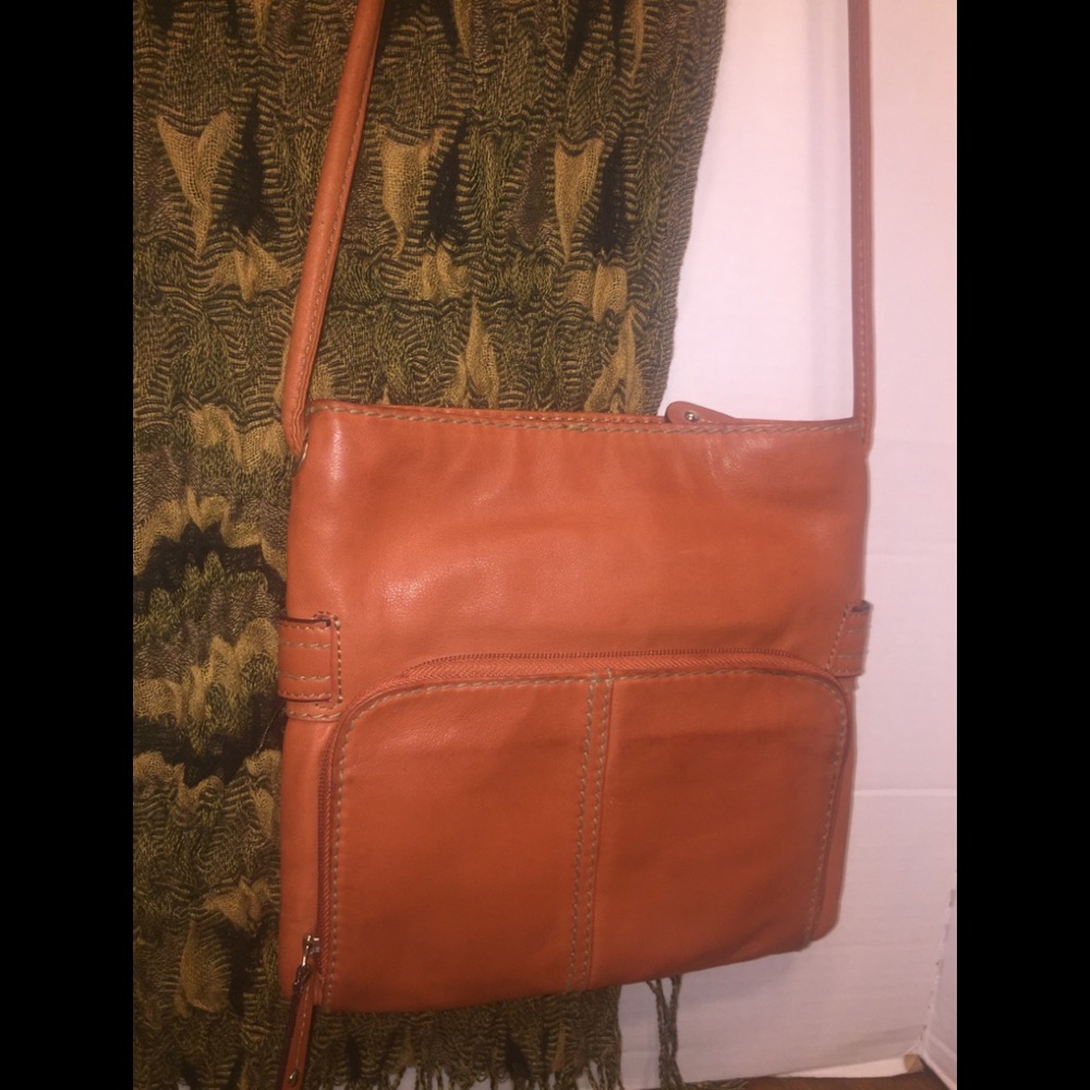 Tignanello’s Buckled Cinnamon Crossbody Bag - Picture 2 of 8